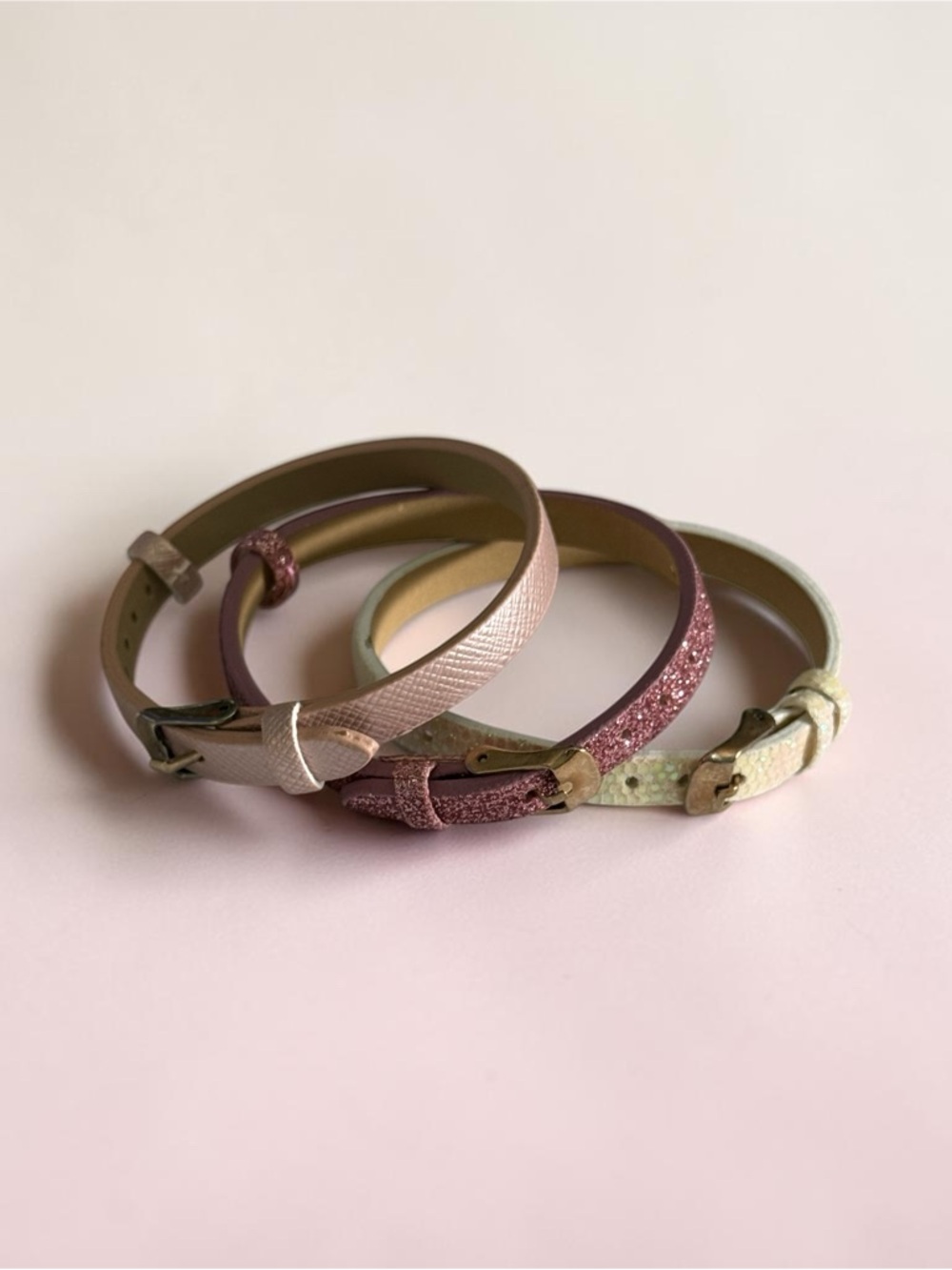 🫶🏻 Women's Trio Glitter and Textured Skinny Belt Set - Pink, Mauve, Cream